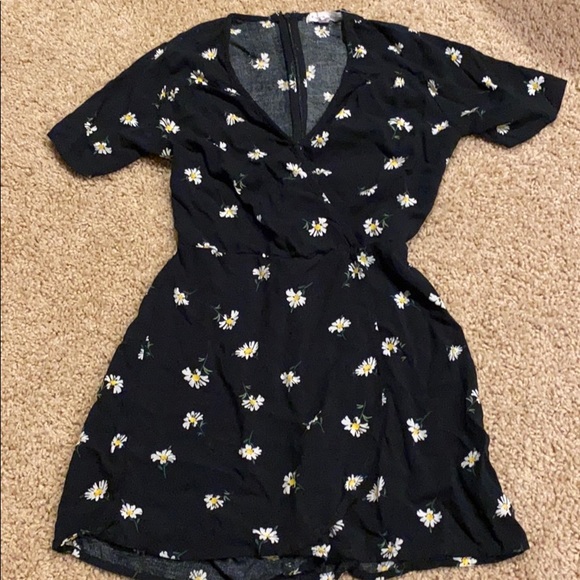 FLORAL ROMPER - Picture 1 of 4